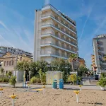 La Torre Moderno Monolocale Fronte Mare