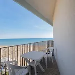 Appartamento La Torre Moderno Monolocale Fronte Mare Lido di Jesolo