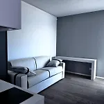 La Torre Moderno Monolocale Fronte Mare