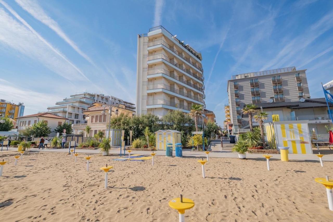 La Torre Moderno Monolocale Fronte Mare Lido di Jesolo